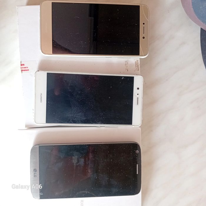 Три телефони за одною ціною