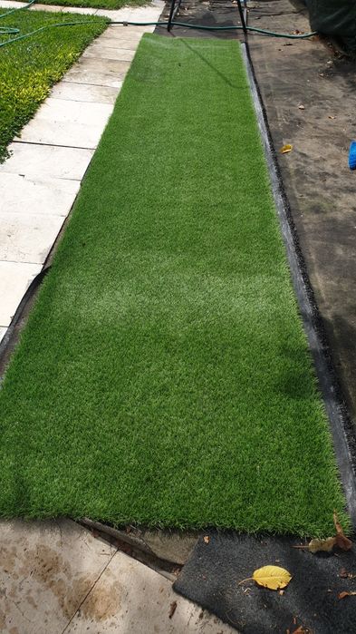 Vendo relva artificial