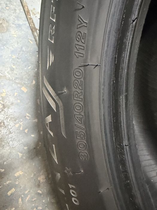 Бу колеса BRIDGESTONE 305/40/20 пара , 275/45/20пара