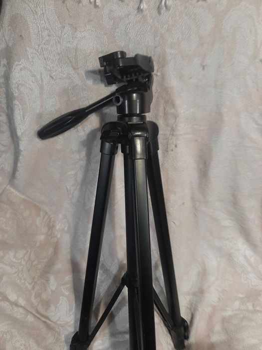 Штатив Velbon ex 330q