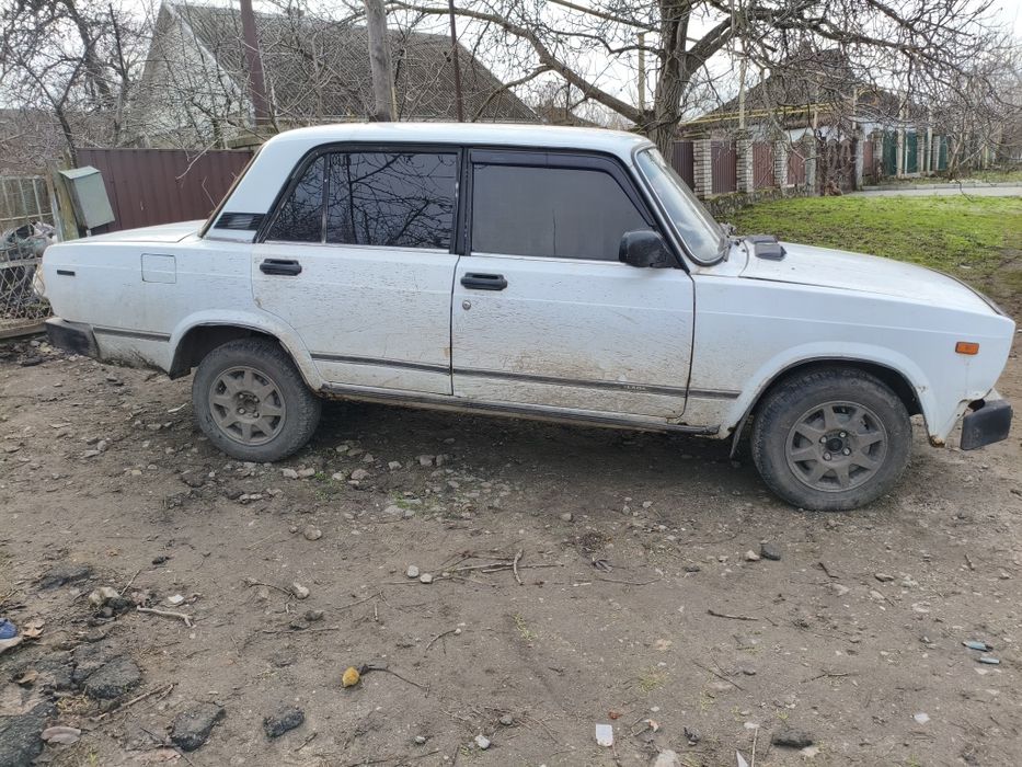 Продам ваз 2105 в хорошем состоянии!