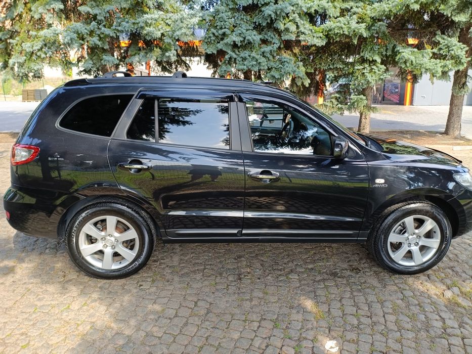 Продам Hyundai Santa Fe 2007 г