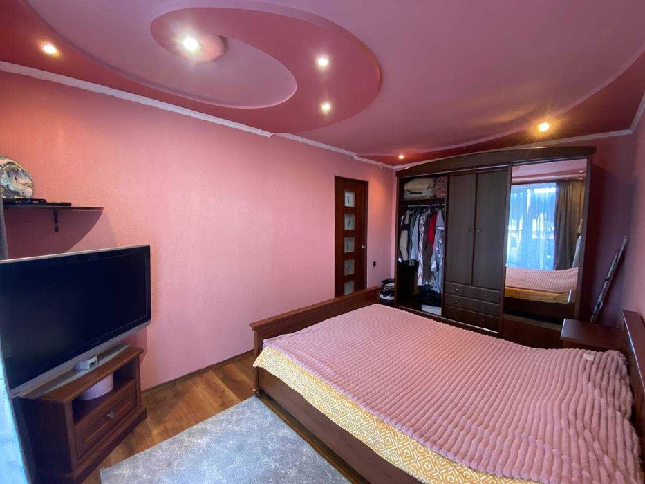 Продаётся 2-комнатная квартира на Спасской