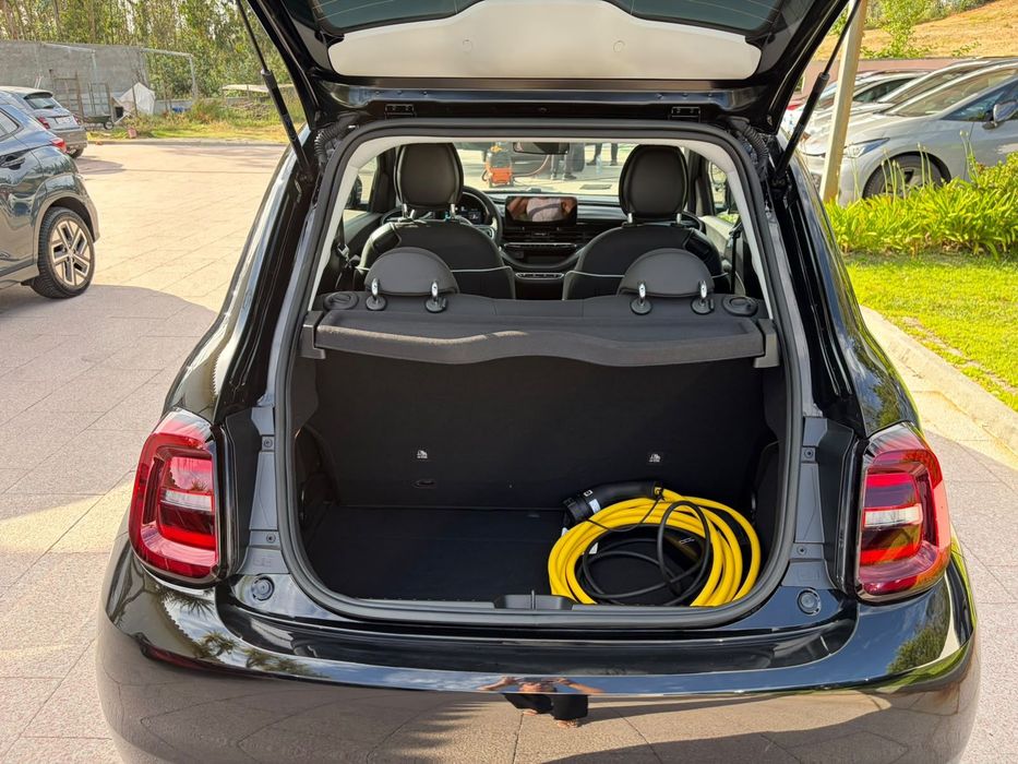Fiat 500e518193763698626566