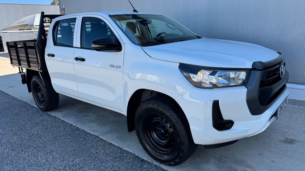 Toyota Hilux 2.4 D-4D 4WD CD CM