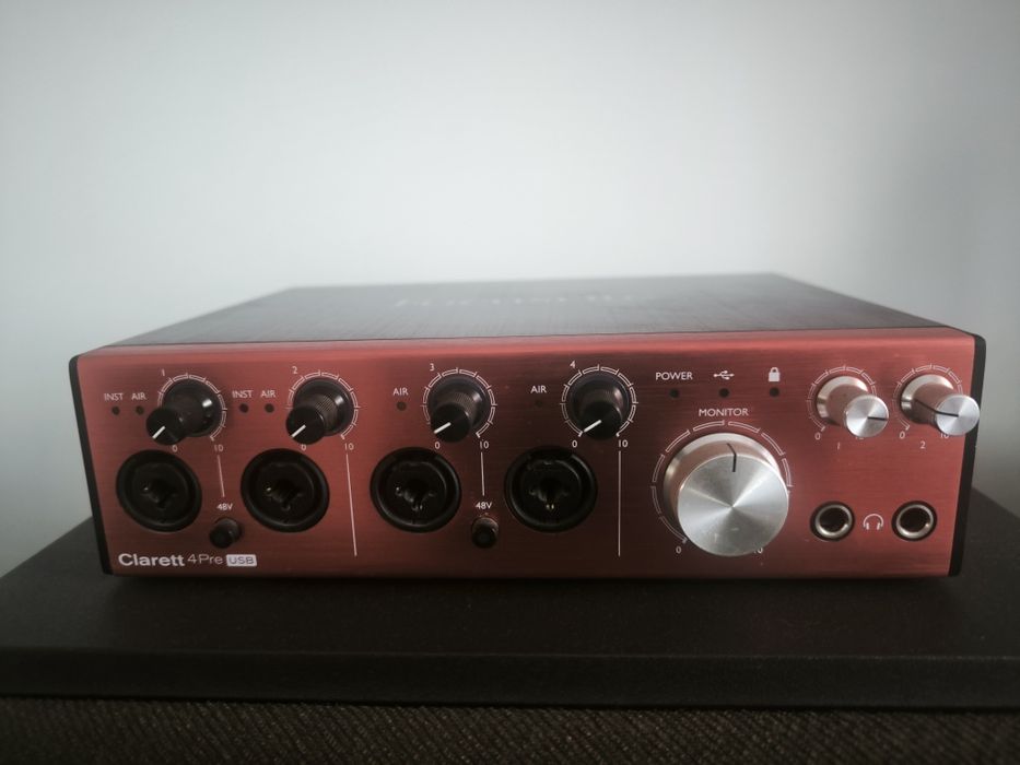Focusrite Clarett 4pre USB como nova