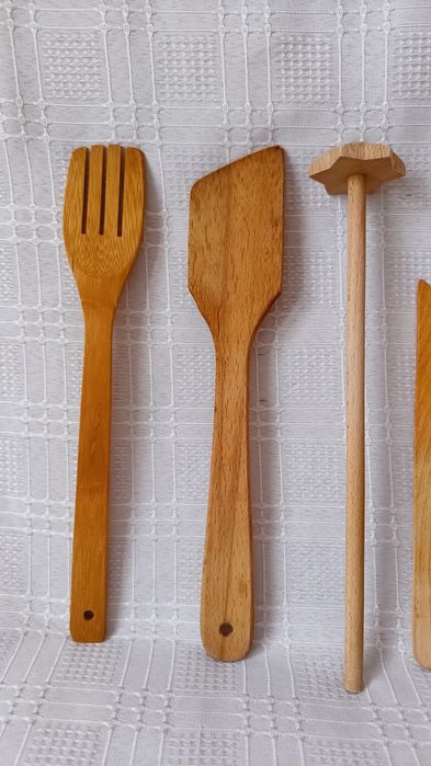 Przybory kuchenne drewniane 7 sztuk