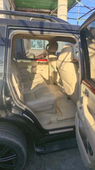 Lexus lx570  2008г