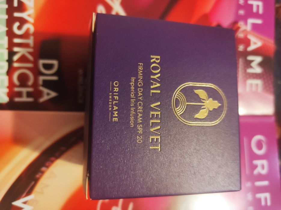 Oriflame krem na dzień Royal Velvet