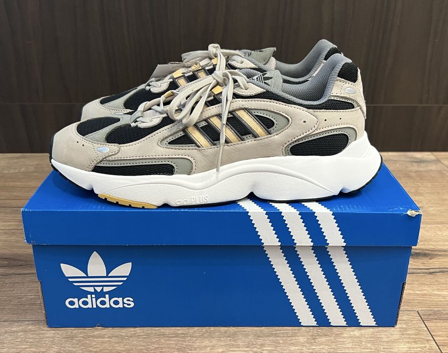 Кросівки Adidas Originals Ozmillen