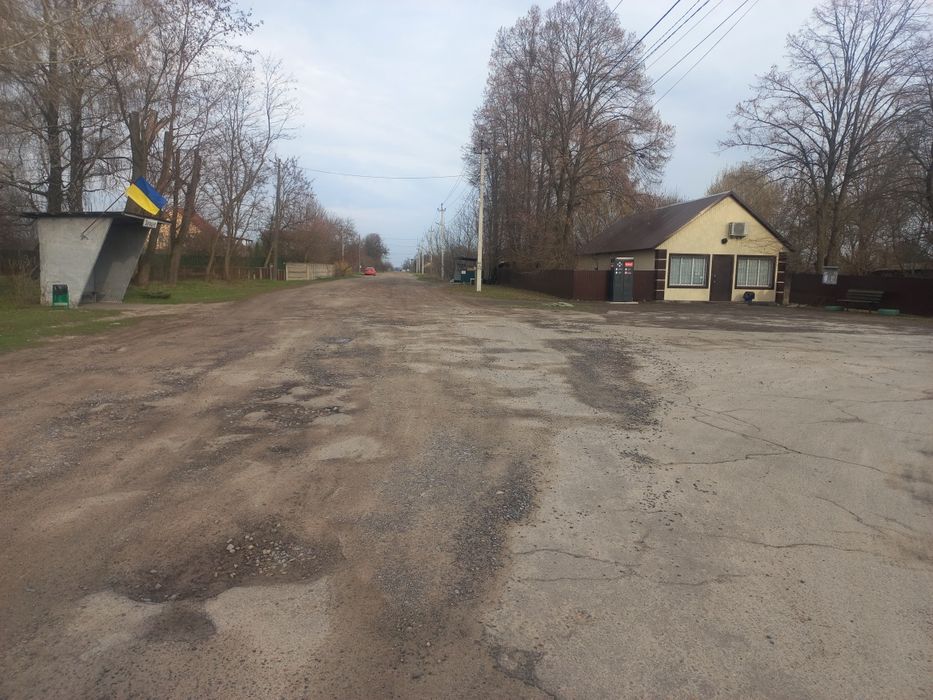 Продам земельну ділянку в Затишному
