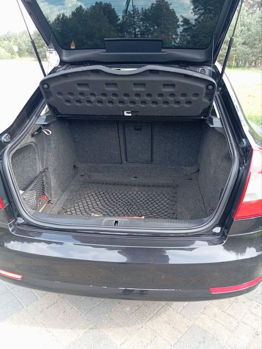 Skoda Octavia               ..