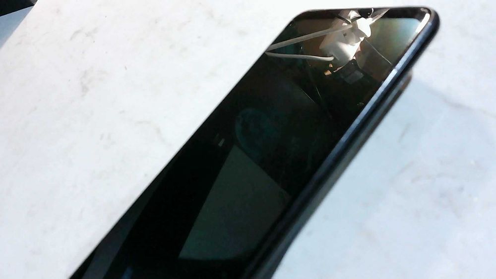 Єкран на Samsung M21 в ідеальному стані