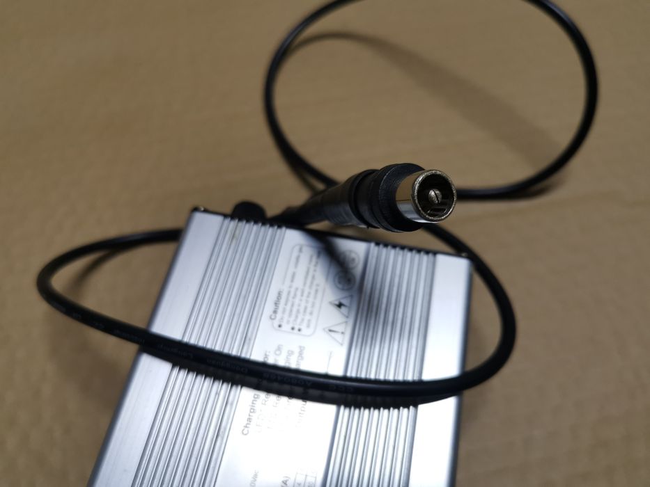 Carregadores baterias PB SLA Lítio 24V 36V 48V 60V 72V