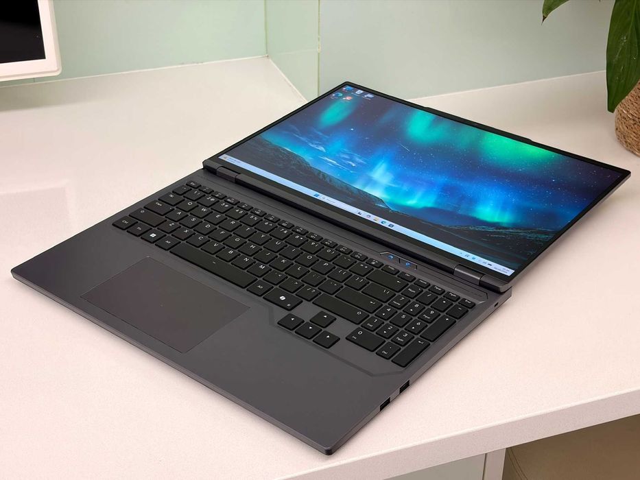Portátil Gaming 16" RTX 5070 Ti Chuwi Gamebook