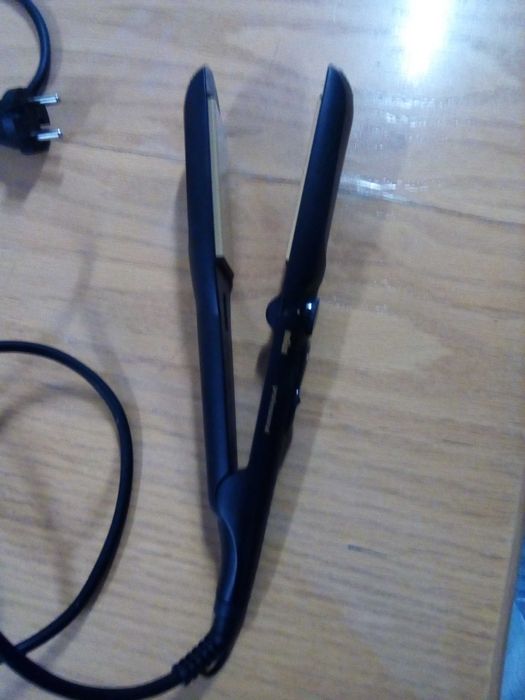 Modelador alisador de cabelo