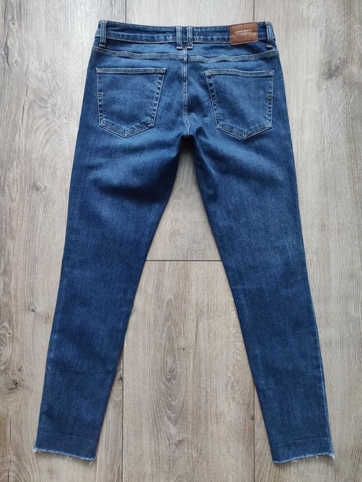 Джинсы женские Zara basic denim 38 ( Turkey) синие.