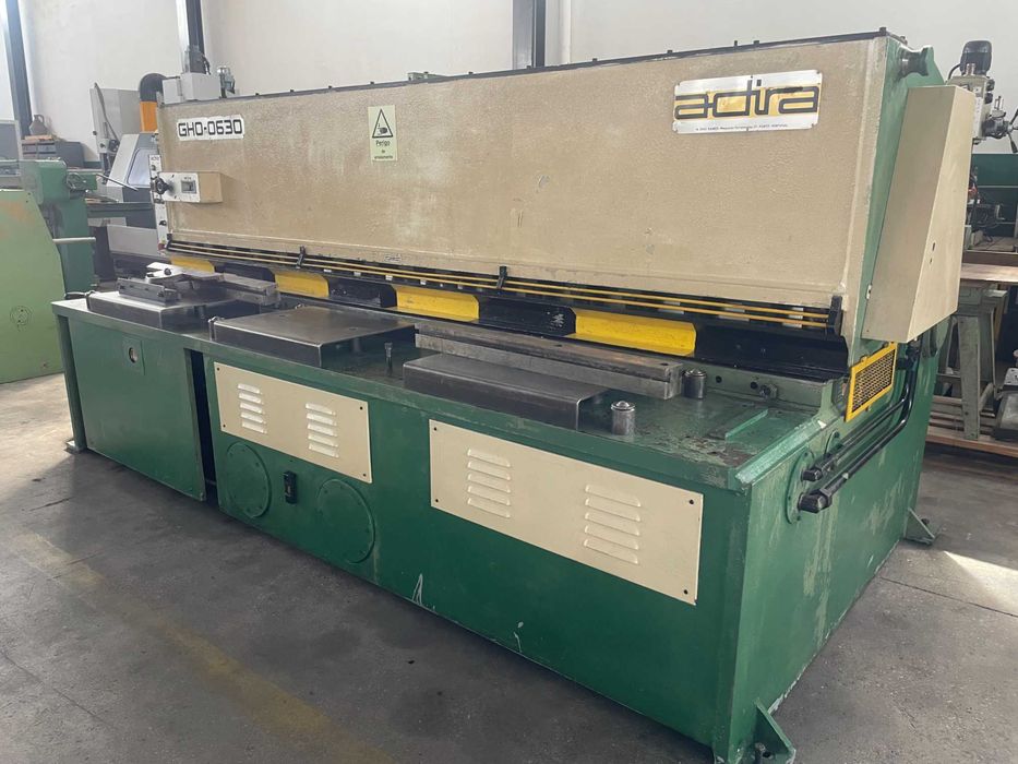 Guilhotina Hidráulica ADIRA GHO-0630