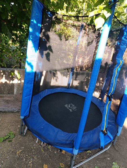 Продам батут 1.40