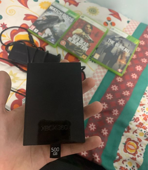 Xbox 360 E 500 GB + Kinect + 3 gry z– Gotowy do gry!