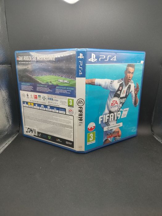 Gra FIFA 19 na ps4