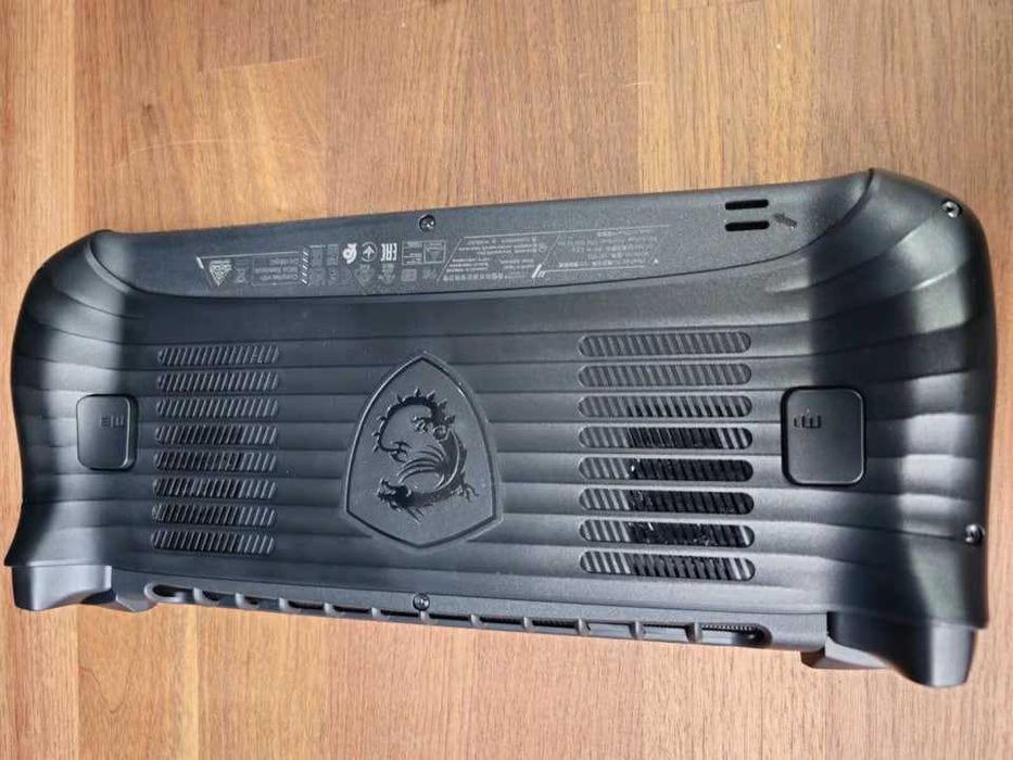 MSI Claw 8 AI+ A2VM
