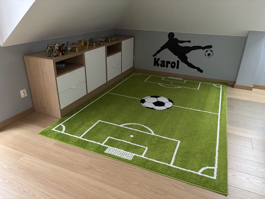 Dywan boisko do pokoju chłopca