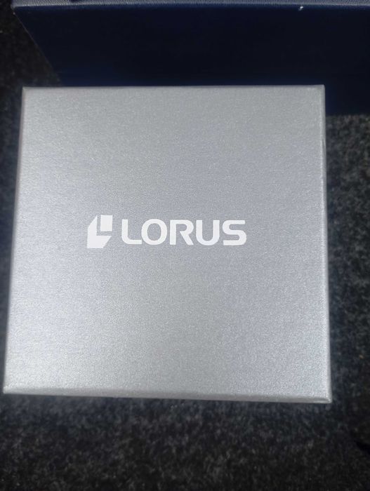 vendo este lindo  relógio da marca Lorus.