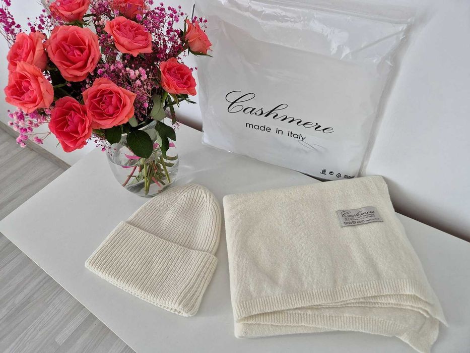 Komplet cashmere biały czapka i szalik