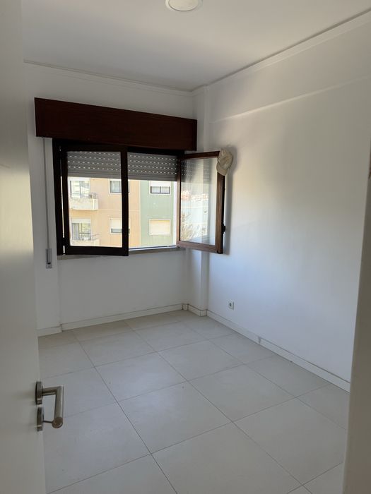 Quarto para arrendamento em setubal