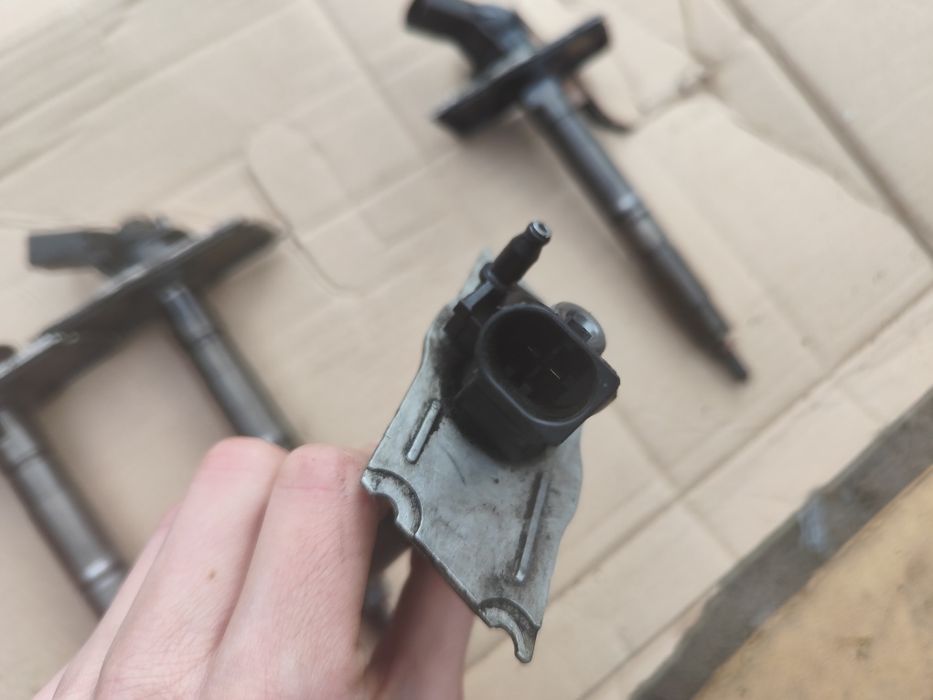 Wtryskiwacz 3.0 TDI Audi A6 C6 A8 D3 Q7 VW Phaeton 059.130.277q