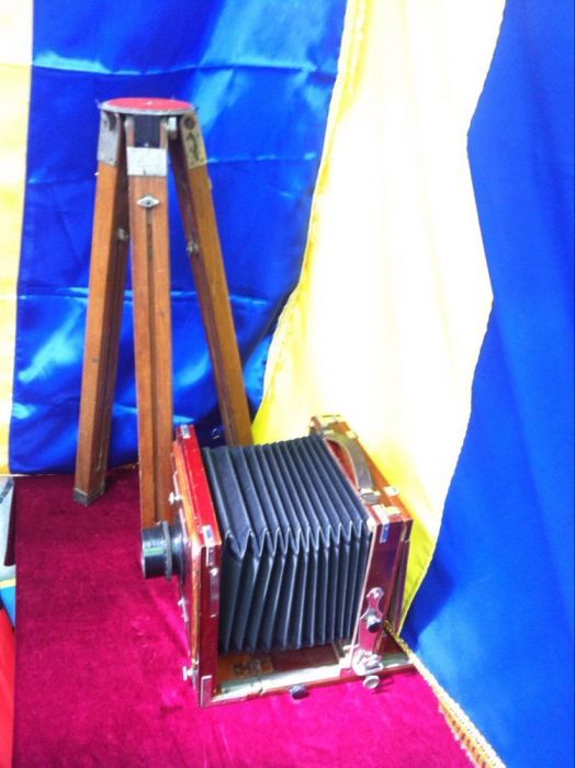 Продаю старинный фотоаппарат