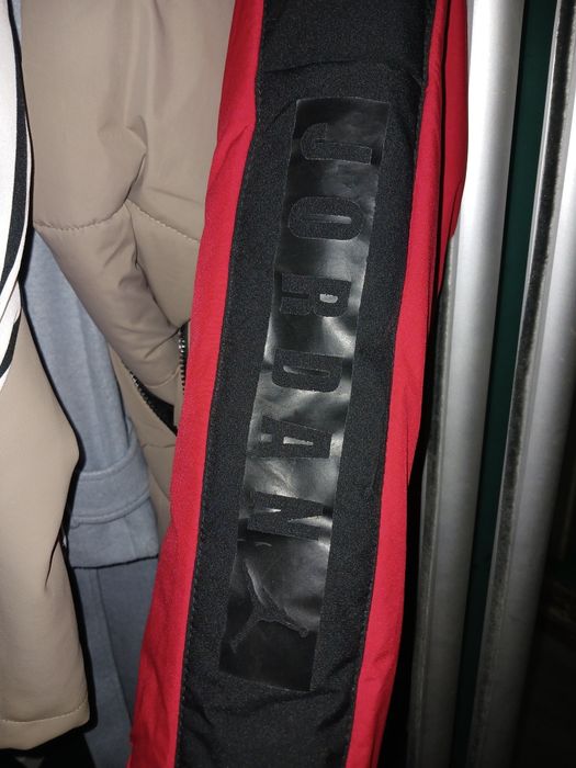 Куртка чоловіча Jordan