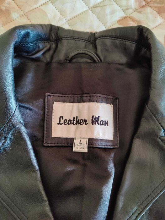Casaco novo em pele genuína "Leather Man" tamanho L mas veste M