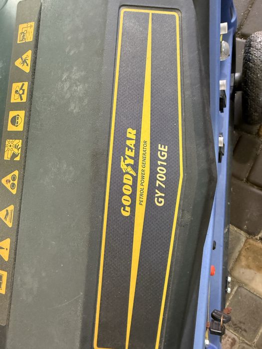 Бензиновый генератор Goodyear Power GY 7001GE