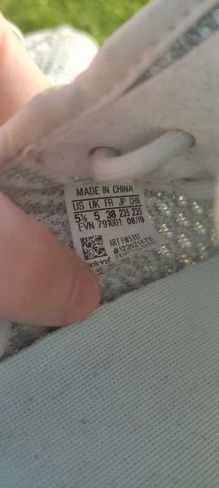 Yezzy boost 350 v2 Cloud white