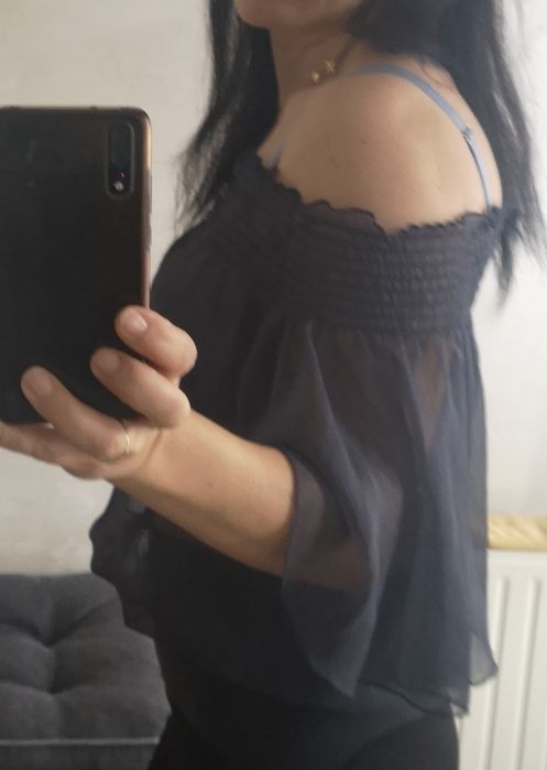 Zwiewna sexi bluzeczka