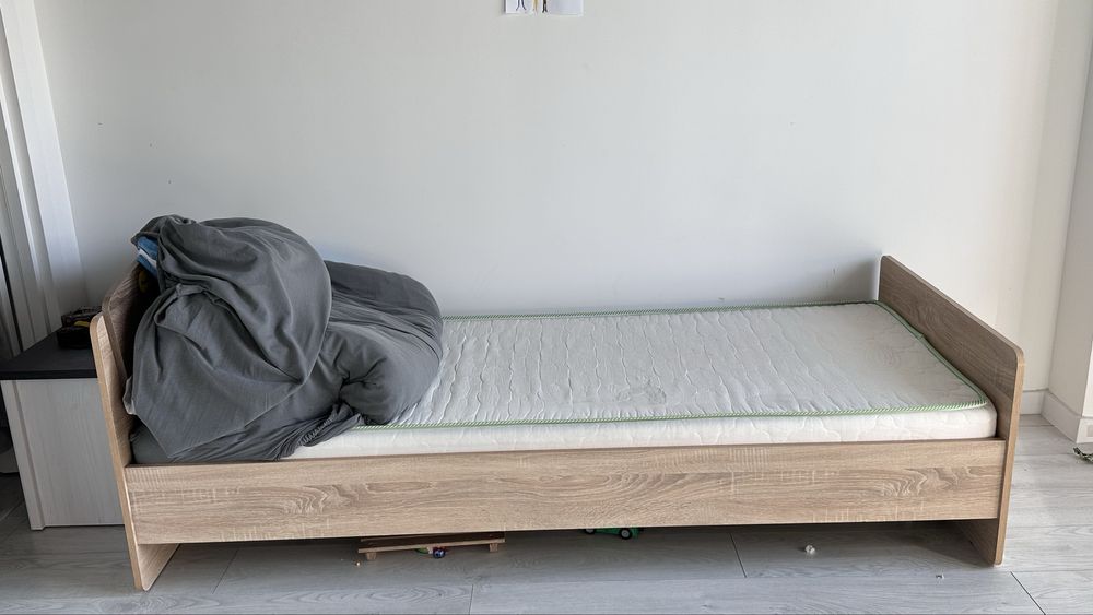 Ліжко для підлітка