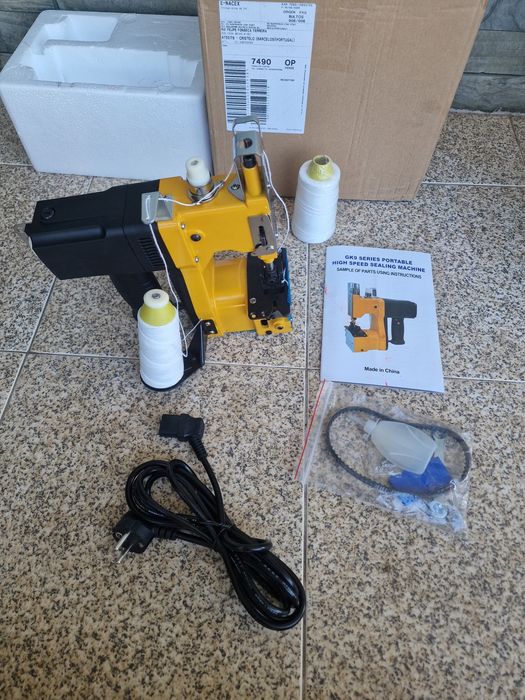 máquina de costura  para sacos portátil.  NOVA no