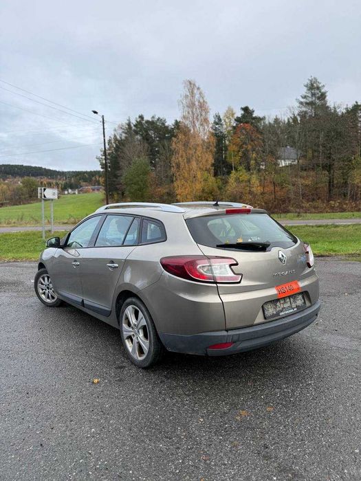 RENAULT MEGANE 1.5 Дизель 2011