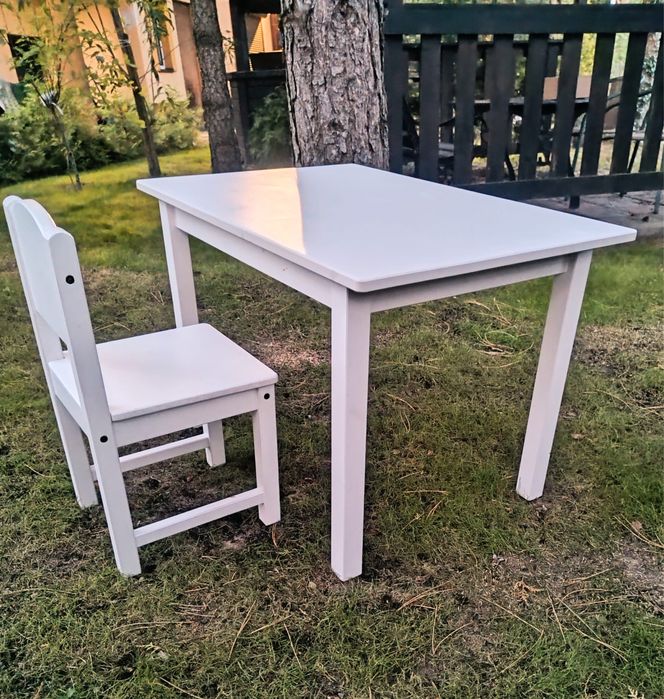 Stolik+ krzesełko Sundvik Ikea kolor biały