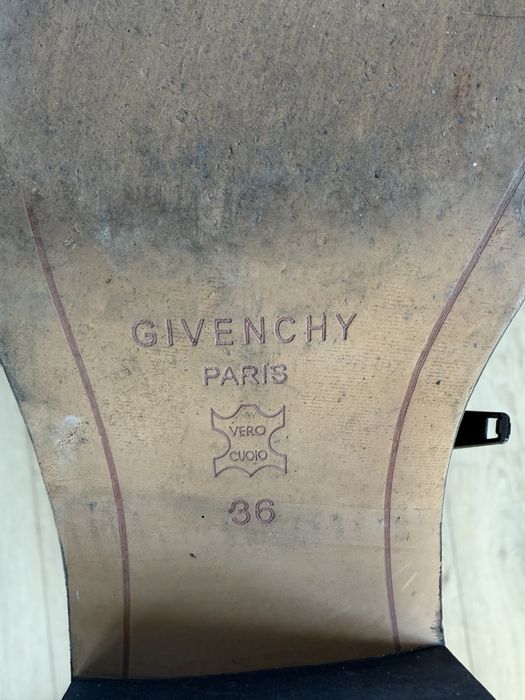 Givenchy- Polbuty skorzane czarne rozm 36