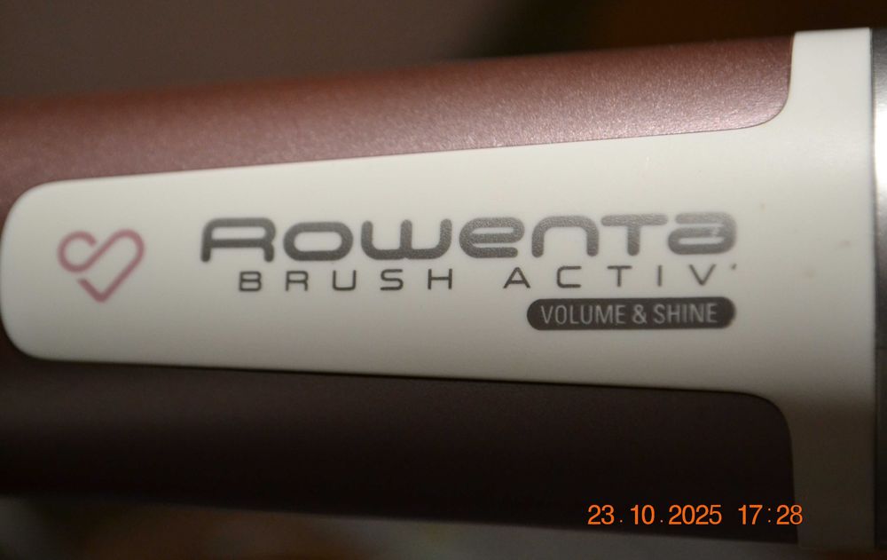 Фен-щётка "Rowenta" Brush Activ CF9540F0. Ионизация. 840-1000W. France