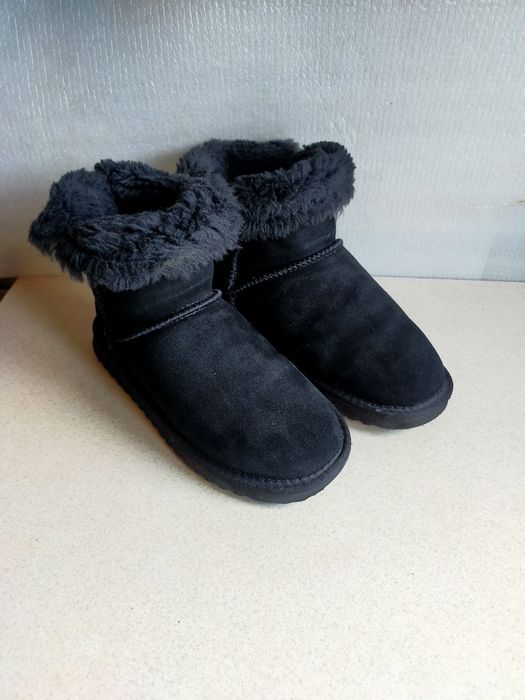 Buty zimowe śniegowce Reserved 37