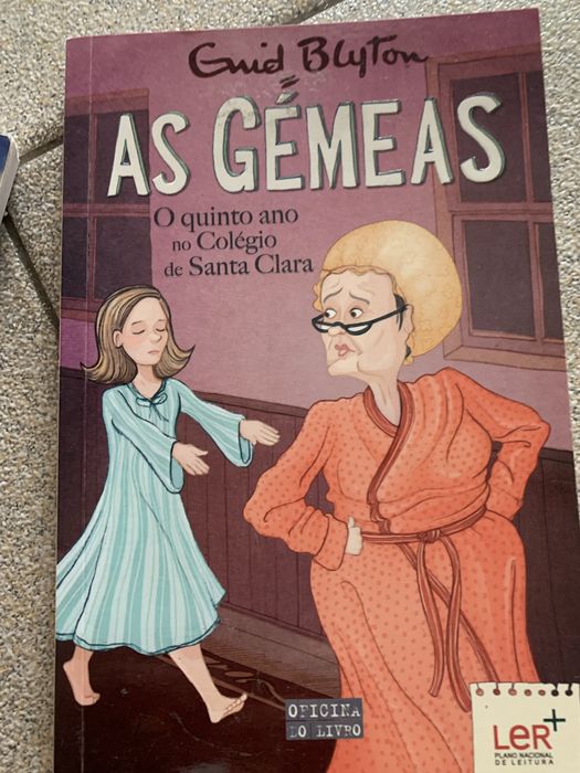 Livros para jovens de diversos autores