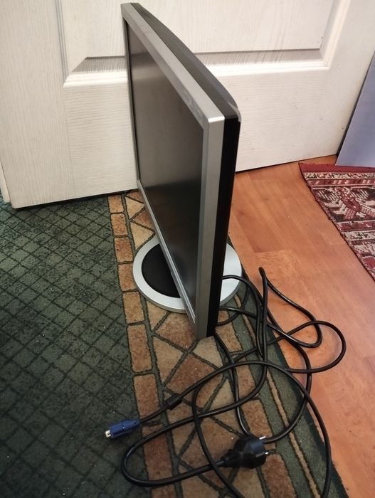 Monitor Samsung 17 cali