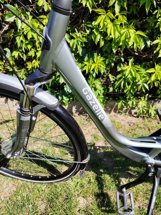 Gazelle Paris Orange C7 plus