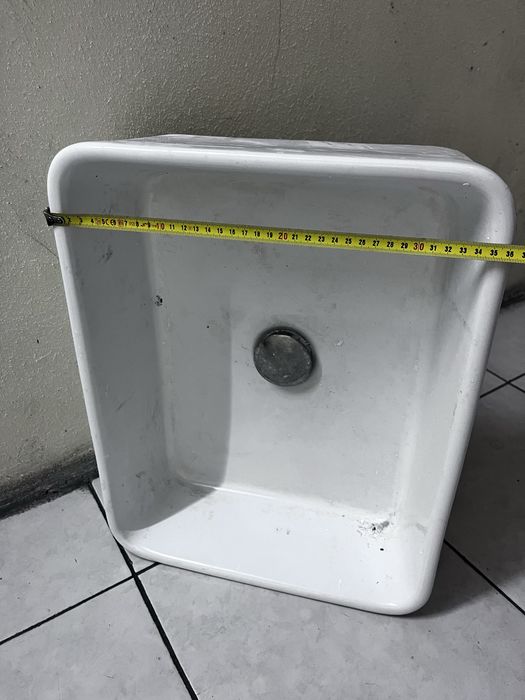 Dois Lavatórios para quarto de banho