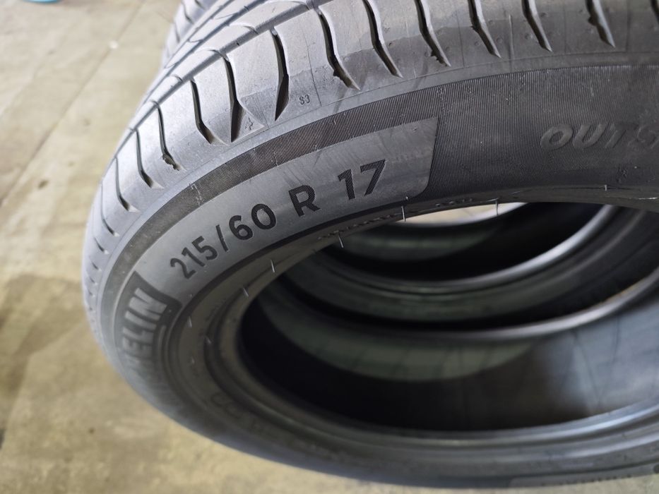 215/60/17 Michelin