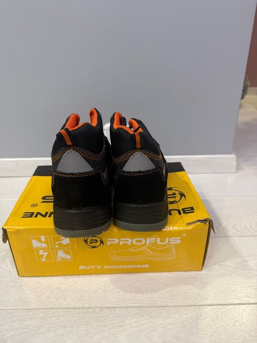 Buty robocze roz 43